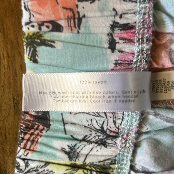 Lot of 2 Cacique Lounge Pants Paisley Print City View Print Women’s size 26/28 - Picture 11 of 12